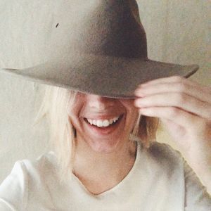 Meet your Posher, Anna